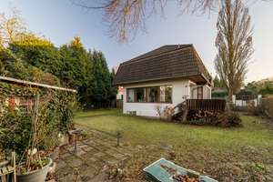 Bremerhaven - Eckernfeld // Zweifamilienhaus in begehrter Lage für Kapitalanleger oder Selbstnutzer – Die vollständige Adresse der Immobilie erhältst du vom Anbieter., 27580 Eckernfeld, Bremerhaven – Vorschaubild 58