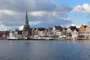 Lichtdurchflutetes Ferienhaus in Travemünde von privat zu verkaufen – 100 m zum Ostseestrand  – Freibeuterweg 15, 23570 Travemünde, Lübeck – Vorschaubild 23