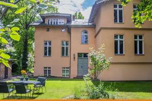 Villenhälfte nahe Heiliger See in ruhiger Stichstraße