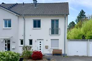 Modernes Reihenendhaus mit Atelier, kleinem Garten & Garage in ruhiger Lage von Hagen-Eilpe