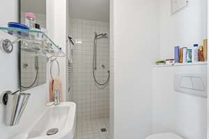 Maisonette - Wohnung mit Wellnessbereich und Garage! – Die vollständige Adresse der Immobilie erhältst du vom Anbieter., 50999 Rodenkirchen (Ortsteil), Köln – Vorschaubild 25