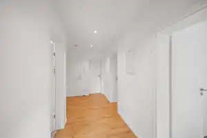 Familientraum mit tollem Garten in attraktiver Lage – Ludwigsburg (Kreis) – Vorschaubild 8
