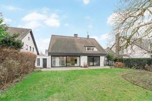 "Weiße Siedlung" Freistehendes Einfamilienhaus in Bestlage – 40474 Golzheim, Düsseldorf – Vorschaubild 10