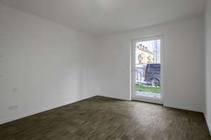 Traumhafte 3-Zimmer-Erdgeschosswohnung mit Garten und Einbauküche – Ursberger Straße 2b, 81673 Josephsburg, München – Vorschaubild 7