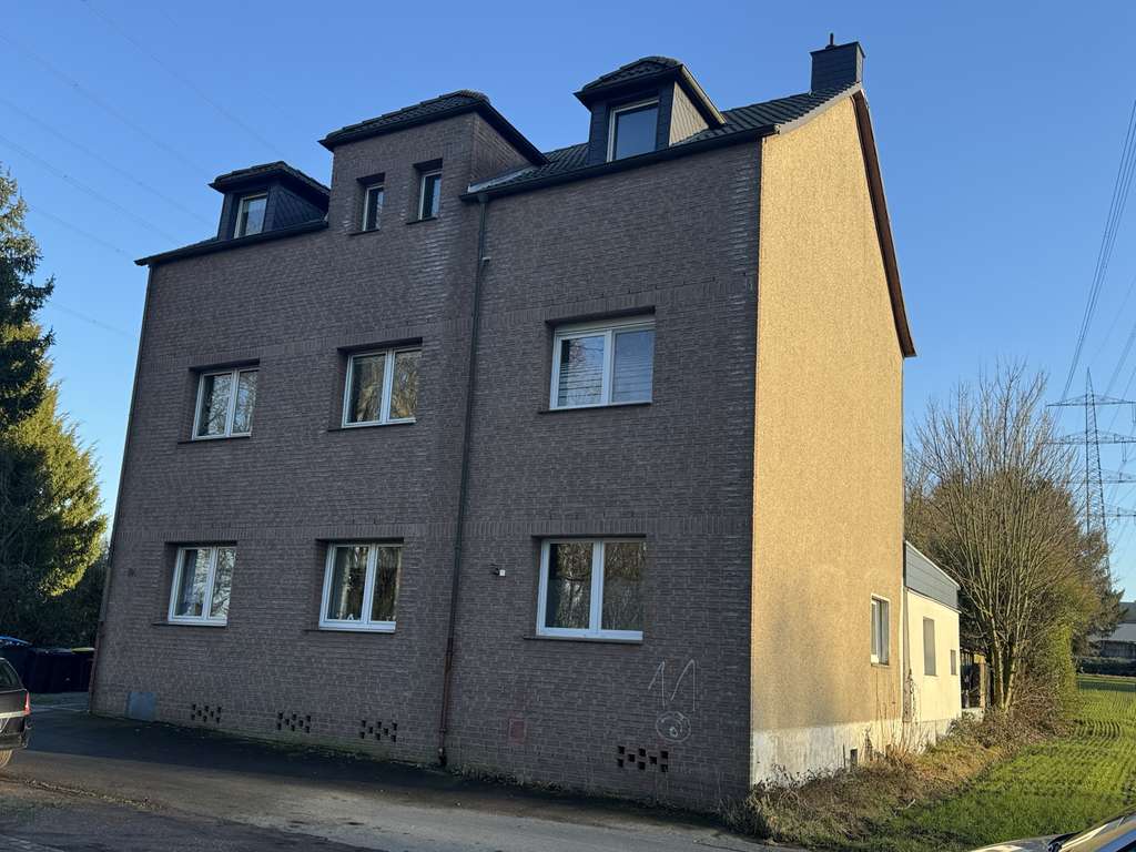 Immobilie in Herten - Handwerker gefragt !! freistehendes Mehrfamilienhaus - Bild 0