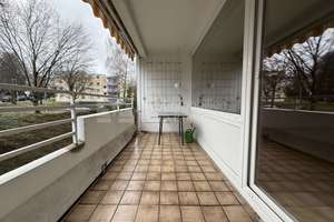 Sonnige 4-Zimmer-Wohnung mit Aufzug und Süd-Loggia – großzügig geschnitten & vielseitig nutzbar! – Die vollständige Adresse der Immobilie erhältst du vom Anbieter., 53123 Duisdorf, Bonn – Vorschaubild 5