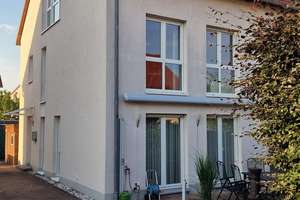 Hochwertige Doppelhaushälfte mit Effizienz, Komfort & perfekter Lage – Die vollständige Adresse der Immobilie erhältst du vom Anbieter., 63533 Mainhausen – Vorschaubild 2