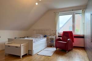 Freistehendes und großzügiges Ein- Zweifamilienhaus in ruhiger Wohnlage von Mönchengladbach – Die vollständige Adresse der Immobilie erhältst du vom Anbieter., 41238 Schelsen, Mönchengladbach – Vorschaubild 13