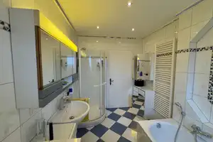 Provisionsfrei, Toller 5-Zimmer-Bungalow mit gehobener Innenausstattung in Untermeitingen – Cymbernstraße 5, 86836 Augsburg (Kreis) – Vorschaubild 20