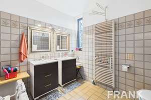 Großes Reihenmittelhaus - fußläufig zum Strand – Die vollständige Adresse der Immobilie erhältst du vom Anbieter., 24159 Schilksee, Kiel – Vorschaubild 9