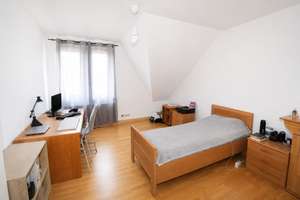 Vier-Zimmer-Wohnung im Dachgeschoss – Die vollständige Adresse der Immobilie erhältst du vom Anbieter., 42657 Burg/Höhscheid, Solingen – Vorschaubild 8