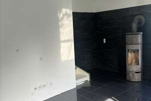 Geräumiges und neuwertiges 4-Zimmer-Haus mit gehobener Innenausstattung zur Miete in Krefeld – 47804 Kempener Feld/Baackeshof, Krefeld – Vorschaubild 6
