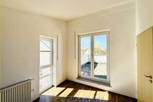 Dorfen - Moderne Doppelhaushälfte mit Garten und Dachterrasse in attraktiver Wohnlage – Die vollständige Adresse der Immobilie erhältst du vom Anbieter., 84405 Dorfen – Vorschaubild 15