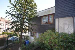 Einfamilienhaus | Großzügigen Sonnen- Grundstück | Fünf Einzelgaragen | Ruhige Lage – Leverkusen – Vorschaubild 2
