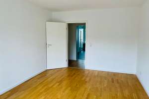 Helle 3-Zimmer-Wohnung in Langwasser – Schweidnitzer Str. 8, 90473 Langwasser Südwest, Nürnberg – Vorschaubild 2