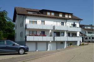 Wohnen mit Charakter: Möbliertes Ein-Zimmer-Apartment in Schopfloch – Mörikestraße 1, 72296 Schopfloch – Vorschaubild 2