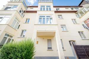 Frankfurt Höchst: Attraktive 3-Zimmer-Wohnung mit Einbauküche und Loggia – 65929 Höchst, Frankfurt am Main – Vorschaubild 9