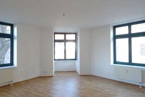 großzügige 2-Raumwohnung in Stadtfeld Ost mit Einbauküche