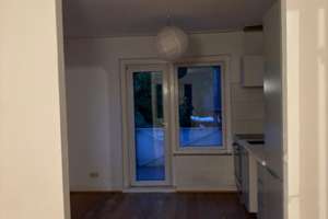 Zu vermieten: Helle 2-Zimmer-Dachgeschosswohnung mit Balkon in Hamburg-Schnelsen (61 m²) – Die vollständige Adresse der Immobilie erhältst du vom Anbieter., 22457 Schnelsen, Hamburg – Vorschaubild 12