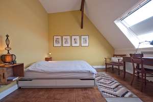 Traumhaft schöne Dachgeschosswohnung mit Sonnenterrasse am Viktoria-Luise-Platz – Regensburger Strasse 30a, 10777 Schöneberg, Berlin – Vorschaubild 7