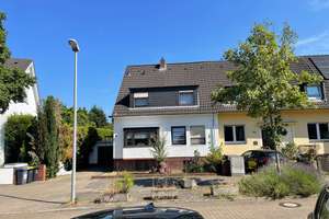 In Vorbereitung! Modernisiertes Zweifamilienhaus in bester Lage*** – Die vollständige Adresse der Immobilie erhältst du vom Anbieter., 40589 Wersten, Düsseldorf – Vorschaubild 2
