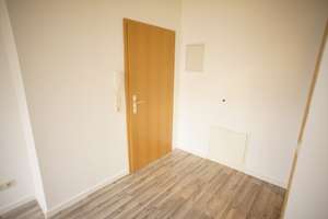 +++ saniertes Appartement mit Einbauküche und PKW-Stellplatz am Fuße des Kaßbergs +++ – Fritz-Matschke-Str. 22, 9113 Schloßchemnitz, Chemnitz – Vorschaubild 8