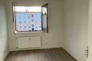 Frisch renoviert: WG-geeignete 3-Zimmer-Wohnung mit Balkon! – Friedrich-Ebert-Str. 5, 39114 Magdeburg – Vorschaubild 3