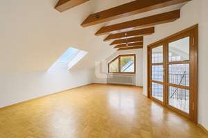 WINDISCH IMMOBILIEN - Charmante DHH mit viel Potential auf großem Grundstück in ruhiger Sackgasse – Die vollständige Adresse der Immobilie erhältst du vom Anbieter., 82194 Gröbenzell – Vorschaubild 8