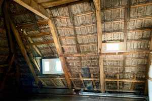 INVESTOREN AUFGEPASST: 3 HÄUSER MIT 6 WOHNUNGEN, 2 LADENLOKALEN UND RESTAURANT !!! – Hagen – Vorschaubild 58