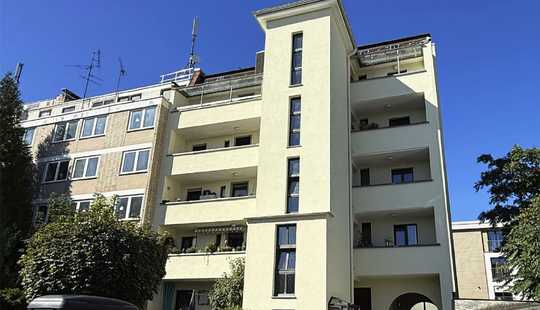 Bild von Umfangreich saniertes Mehrfamilienhaus mit 9 Top Wohnungen und großem Grundstück