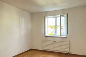 Gut geschnittene 3-Zimmer-Wohnung im 2. OG mit schönem Balkon in sehr gepflegter grüner Wohnanlage – Herzog-Ferdinand-Straße 13, 85456 Wartenberg – Vorschaubild 35