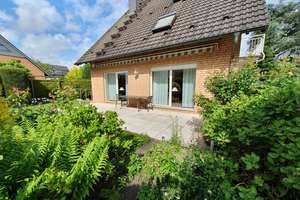 Zweifamilienhaus in bevorzugter Wohnlage – Die vollständige Adresse der Immobilie erhältst du vom Anbieter., 40878 Zentrum, Ratingen – Vorschaubild 2
