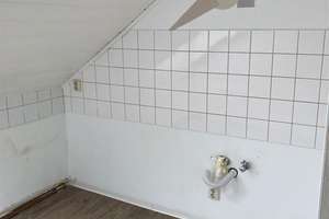 DG 4-Zimmer Maisonette mit Laminat und Südbalkon in zentraler Lage!!! – Lohrstraße 15, 9113 Schloßchemnitz, Chemnitz – Vorschaubild 8