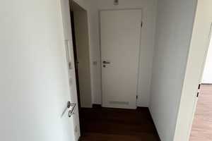 Senioren aufgepasst! tolle 1,5 Zimmer Wohnung wartet auf Sie! Wohnberechtigungsschein erforderlich! – Kuhlenwall 42, 47051 Duisburg – Vorschaubild 5