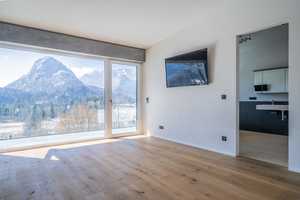 Architektur trifft Alpenblick: Exklusives Familiendomizil im Chiemgau mit Almhütte und Schwimmteich – Traunstein (Kreis) – Vorschaubild 13