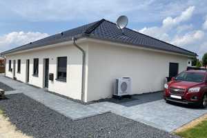 Doppelhaus- / Bungalowhälfte inkl. Einbauküche, Terrasse, Garten etc. – Am Bienenzaun 6, 29303 Celle (Kreis) – Vorschaubild 1