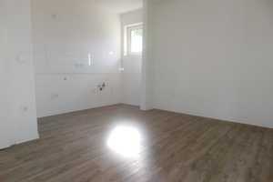Einziehen und Wohlfühlen - schöne 2-Zimmer-Wohnung mit Wohnküche und Vinylboden... – Breitenbachstr. 64, 47809 Krefeld – Vorschaubild 3