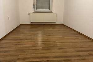 Zentrale gelegene 2,5-Zimmer-Wohnung (EG) in Mannheim zu vermieten – Die vollständige Adresse der Immobilie erhältst du vom Anbieter., 68169 Neckarstadt-West, Mannheim – Vorschaubild 2