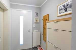 RENOVIERTES REIHENMITTELHAUS MIT TERRASSE, GARTEN, SAUNA & GARAGE IN HAAR – München (Kreis) – Vorschaubild 14