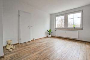 Bestens sanierte 2-Raum-Wohnung in Zwickau – Eckersbacher Höhe 31, 8066 Eckersbacher Höhe (E1-E4), Zwickau – Vorschaubild 3