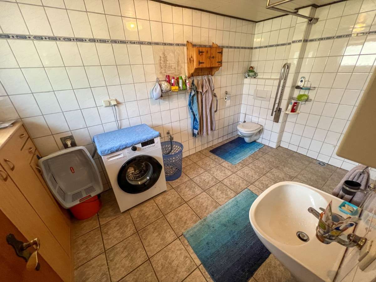 Immobilie in Beverstedt - Idylisches Einfamilienhaus im schönen Heerstedt (Beverstedt) - Bild 2