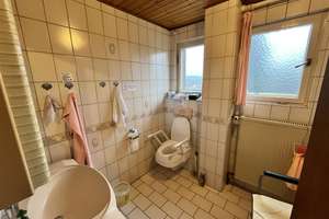 freistehendes Einfamilienhaus in bevorzugter Lage von Lauda-Königshofen – Die vollständige Adresse der Immobilie erhältst du vom Anbieter., 97922 Lauda-Königshofen – Vorschaubild 8