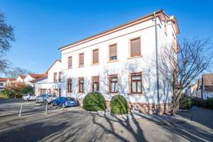 Hanau Alt-Kesselstadt: Gemütliche 4-Zimmer-Altbau-Wohnung in ruhiger und beliebter Wohnlage