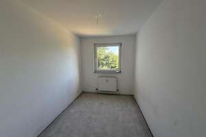 leere 4-Zi. Wohnung in Wiesbaden-Delkenheim – Düsseldorfer Straße 4, 65205 Delkenheim, Wiesbaden – Vorschaubild 12