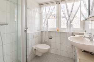 Ein Haus – viele Möglichkeiten: Großzügiges Ein-/Zweifamilienhaus in Norderstedt-Glashütte! – Böttgerstraße 39, 22851 Norderstedt – Vorschaubild 21