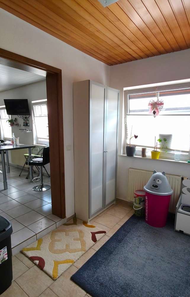 Immobilie in Esthal - Einzugsbereites Familien- oder Ferienhaus mit schönem Garten und top Freizeitangeboten in Waldlage - Bild 5