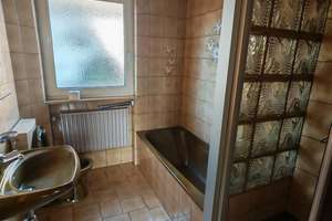 Einfamilienhaus in Helmbrechts – Die vollständige Adresse der Immobilie erhältst du vom Anbieter., 95233 Helmbrechts – Vorschaubild 10
