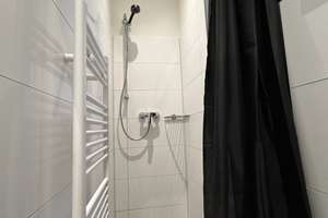 Helle möblierte 3-Zimmer-Wohnung mit Balkon und moderner weißer Einbauküche in der Neckarstraße – au – Nekarstraße 158B, 70190 Stöckach, Stuttgart – Vorschaubild 18