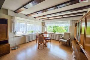 Ihr neues Zuhause in Schneeberg - liebevoll gepflegtes Einfamilienhaus mit Garten – Karl-Liebknecht-Straße 5, 8289 Schneeberg – Vorschaubild 3