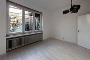 Reserviert - Schlosspark-Bungalow der Luxusklasse, teilmöbliert – Die vollständige Adresse der Immobilie erhältst du vom Anbieter., 50374 Erftstadt – Vorschaubild 9